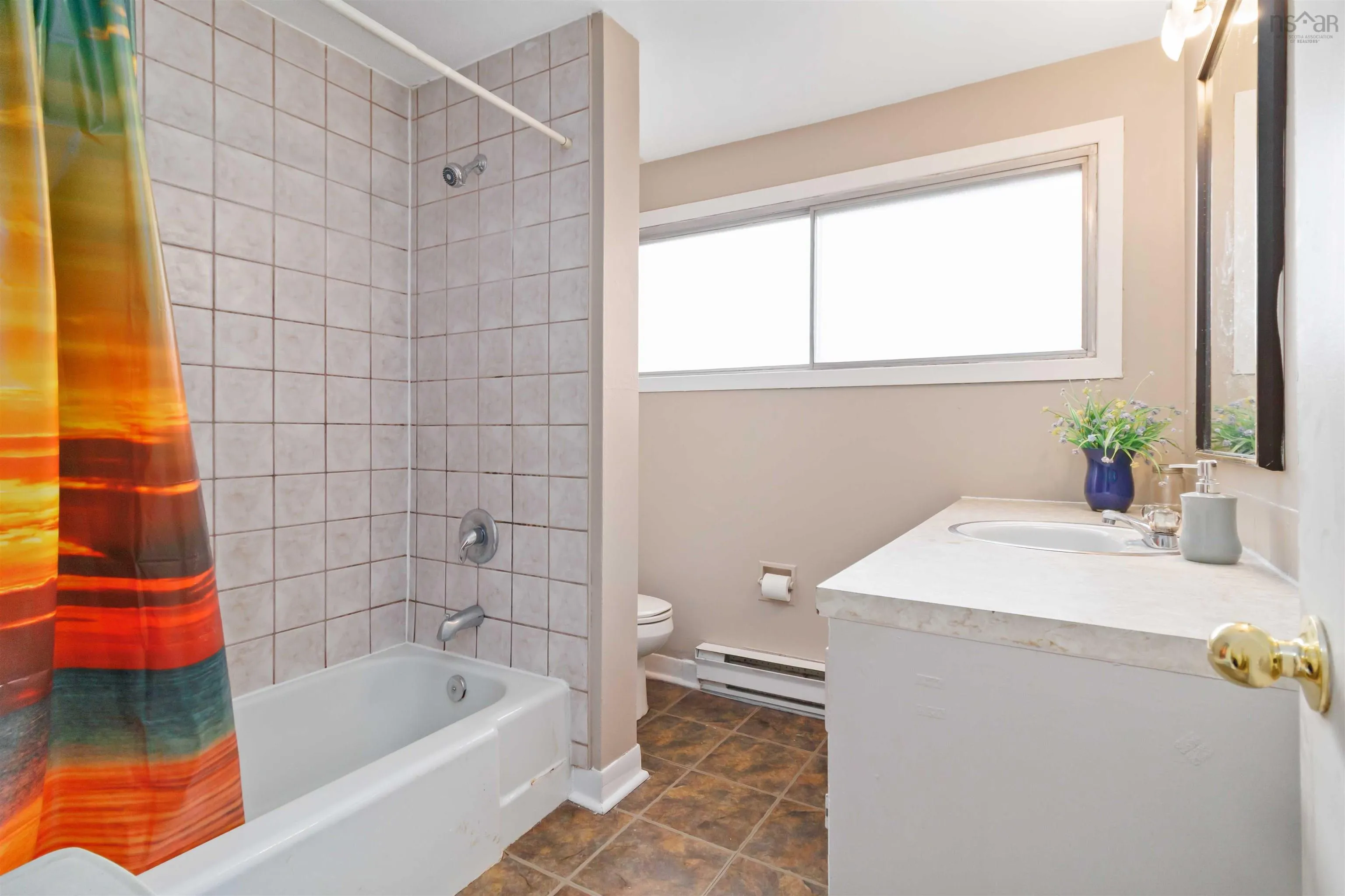 16 Oakburn Court, Halifax Ns B3m 2w6, 3 Bedrooms Bedrooms, ,2 BathroomsBathrooms,Residential,For Sale,Oakburn,202507848
