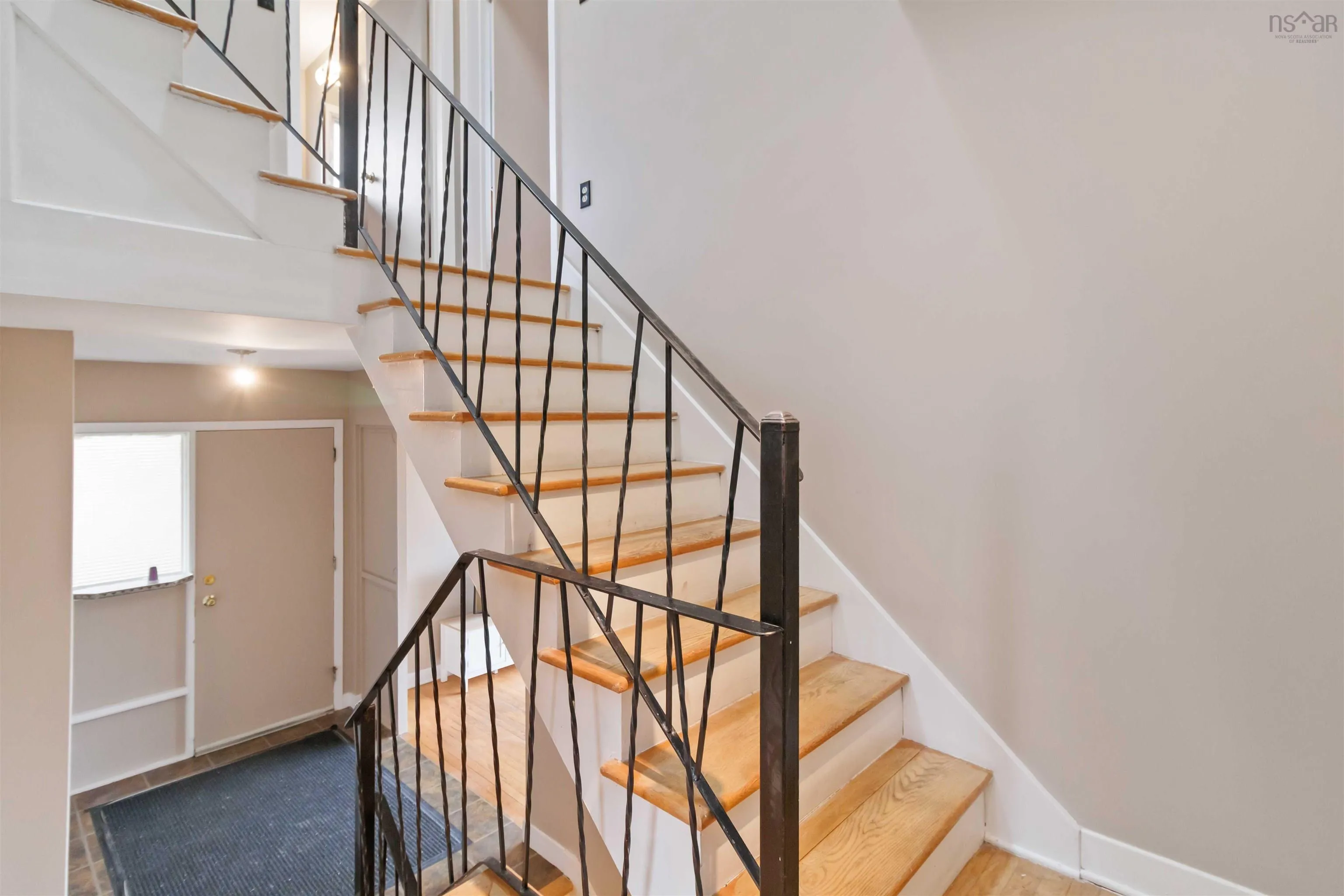 16 Oakburn Court, Halifax Ns B3m 2w6, 3 Bedrooms Bedrooms, ,2 BathroomsBathrooms,Residential,For Sale,Oakburn,202507848