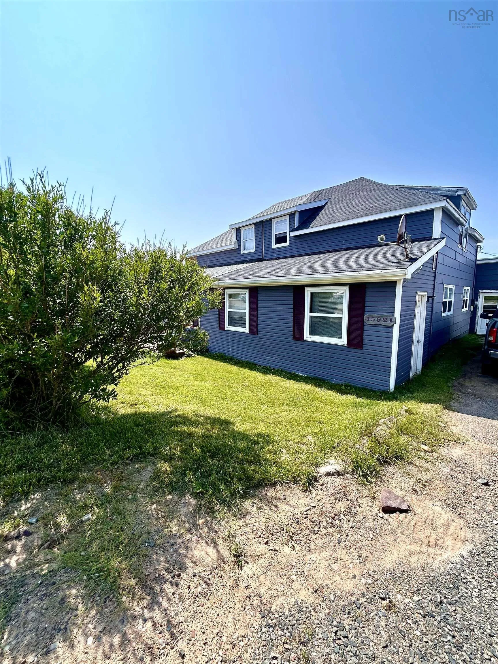 15921 Central Avenue, Inverness, NS B0E 1N0, 3 Bedrooms Bedrooms, ,1 BathroomBathrooms,Residential,For Sale,Central,202518653