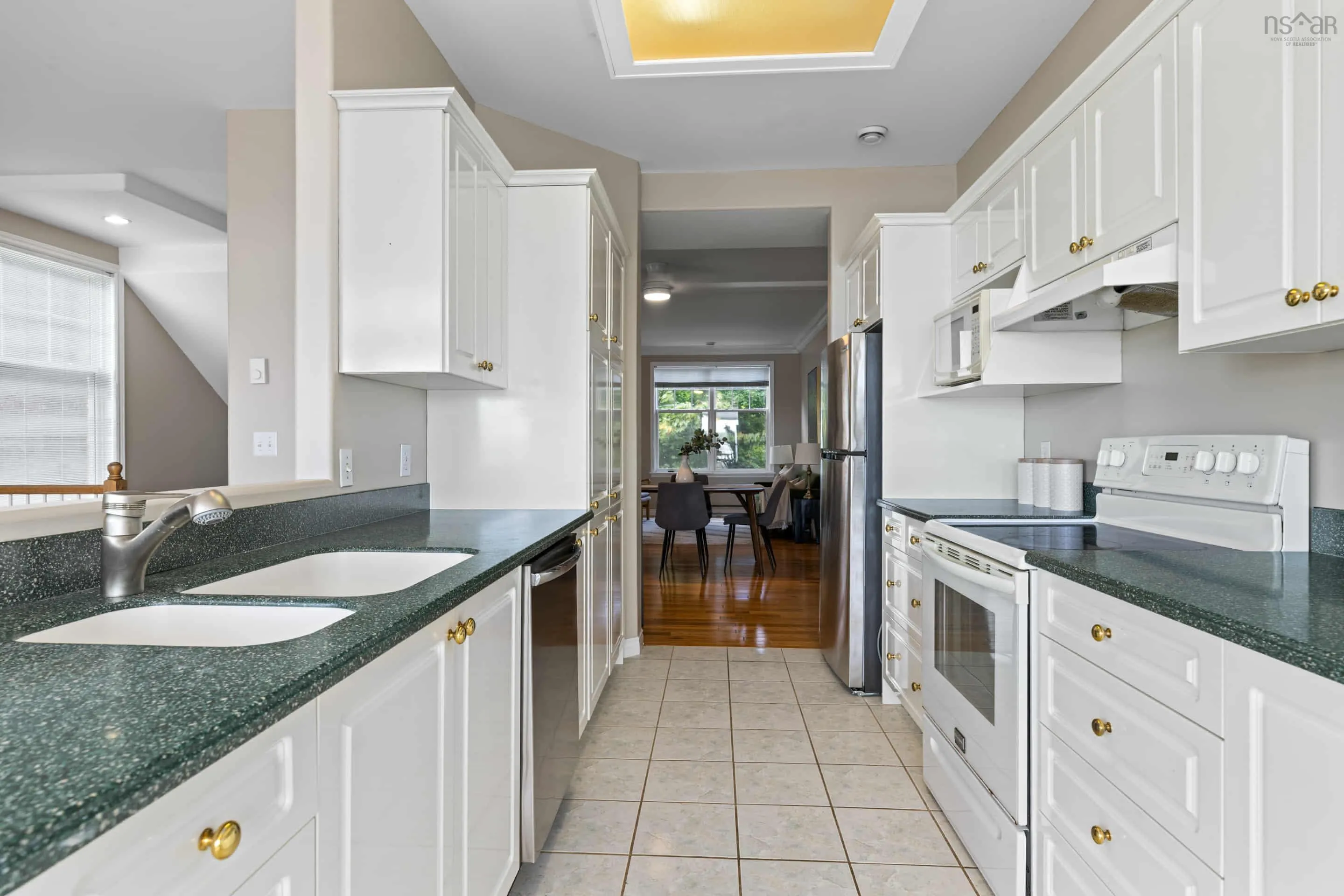13 Arthur Lismer Court, Bedford, NS B4A 4B4, 3 Bedrooms Bedrooms, ,4 BathroomsBathrooms,Residential,For Sale,Arthur Lismer,202525223