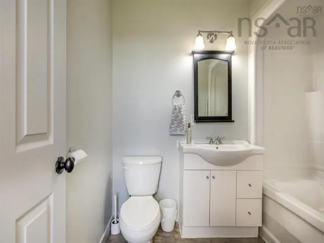12 Hunter Road, Milford, NS B0N 1Y0, 5 Bedrooms Bedrooms, ,3 BathroomsBathrooms,Farm,For Sale,Hunter,202519392