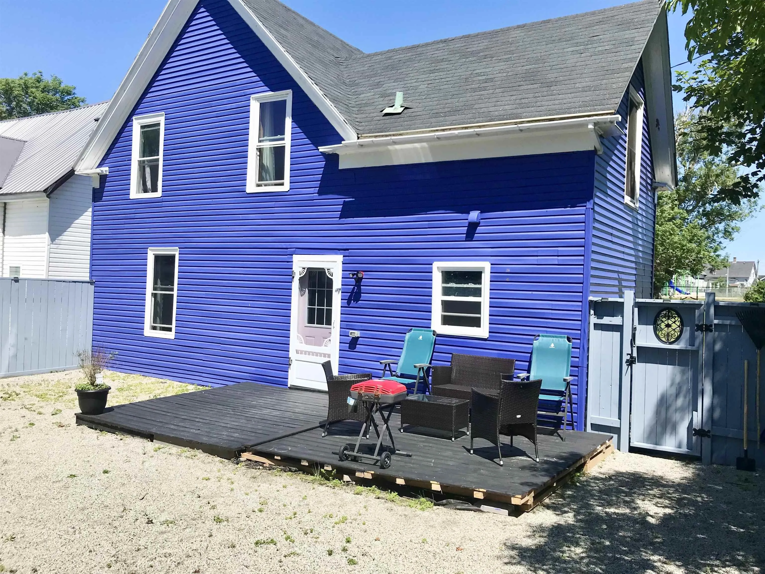 31 Barnard Street, Yarmouth, NS B5A 3T4, 3 Bedrooms Bedrooms, ,2 BathroomsBathrooms,Residential,For Sale,Barnard,202518467