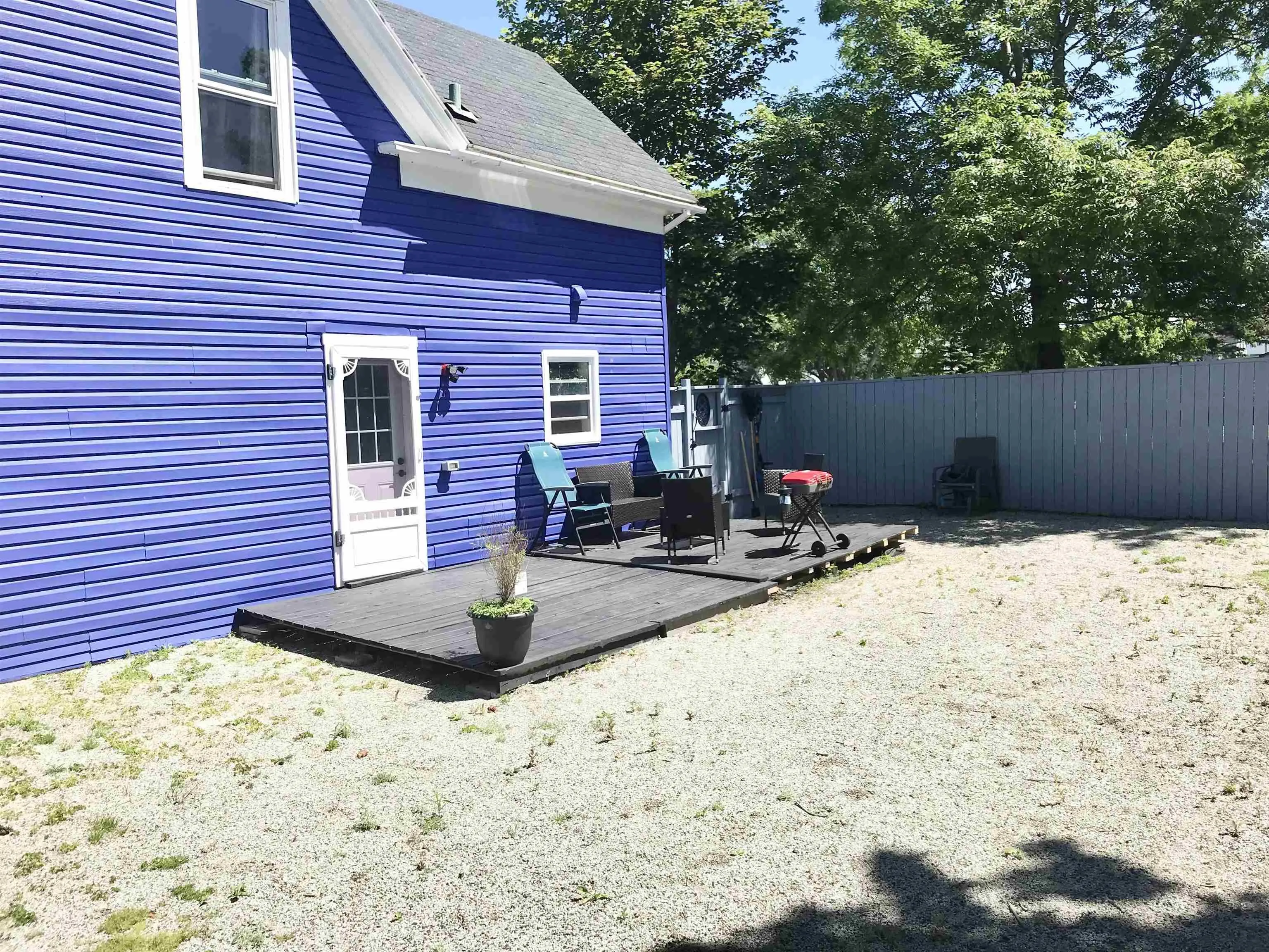 31 Barnard Street, Yarmouth, NS B5A 3T4, 3 Bedrooms Bedrooms, ,2 BathroomsBathrooms,Residential,For Sale,Barnard,202518467