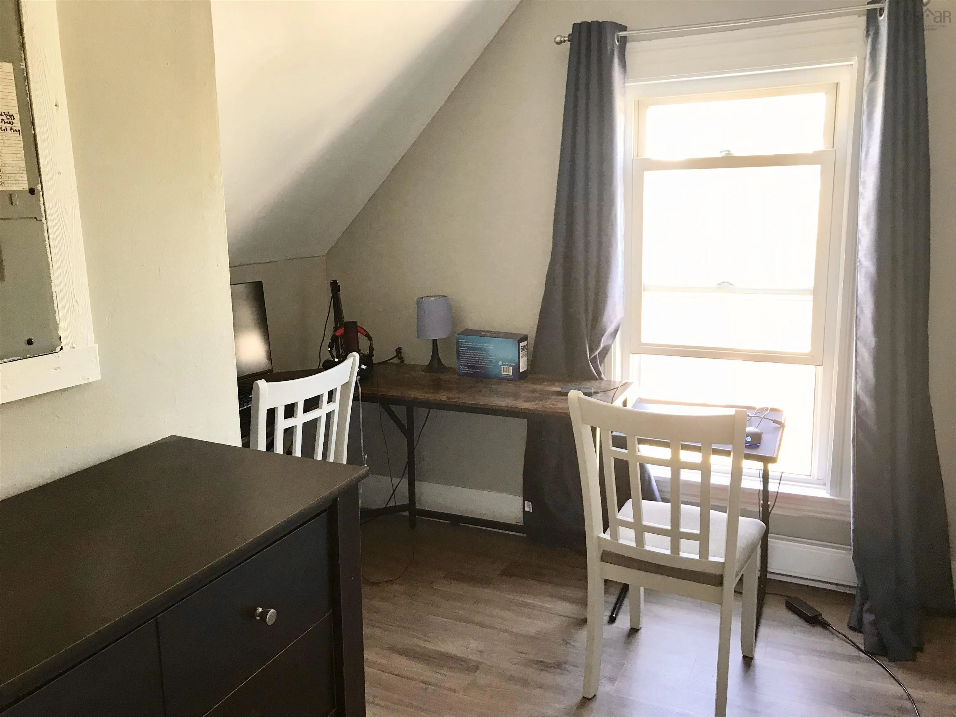31 Barnard Street, Yarmouth, NS B5A 3T4, 3 Bedrooms Bedrooms, ,2 BathroomsBathrooms,Residential,For Sale,Barnard,202518467