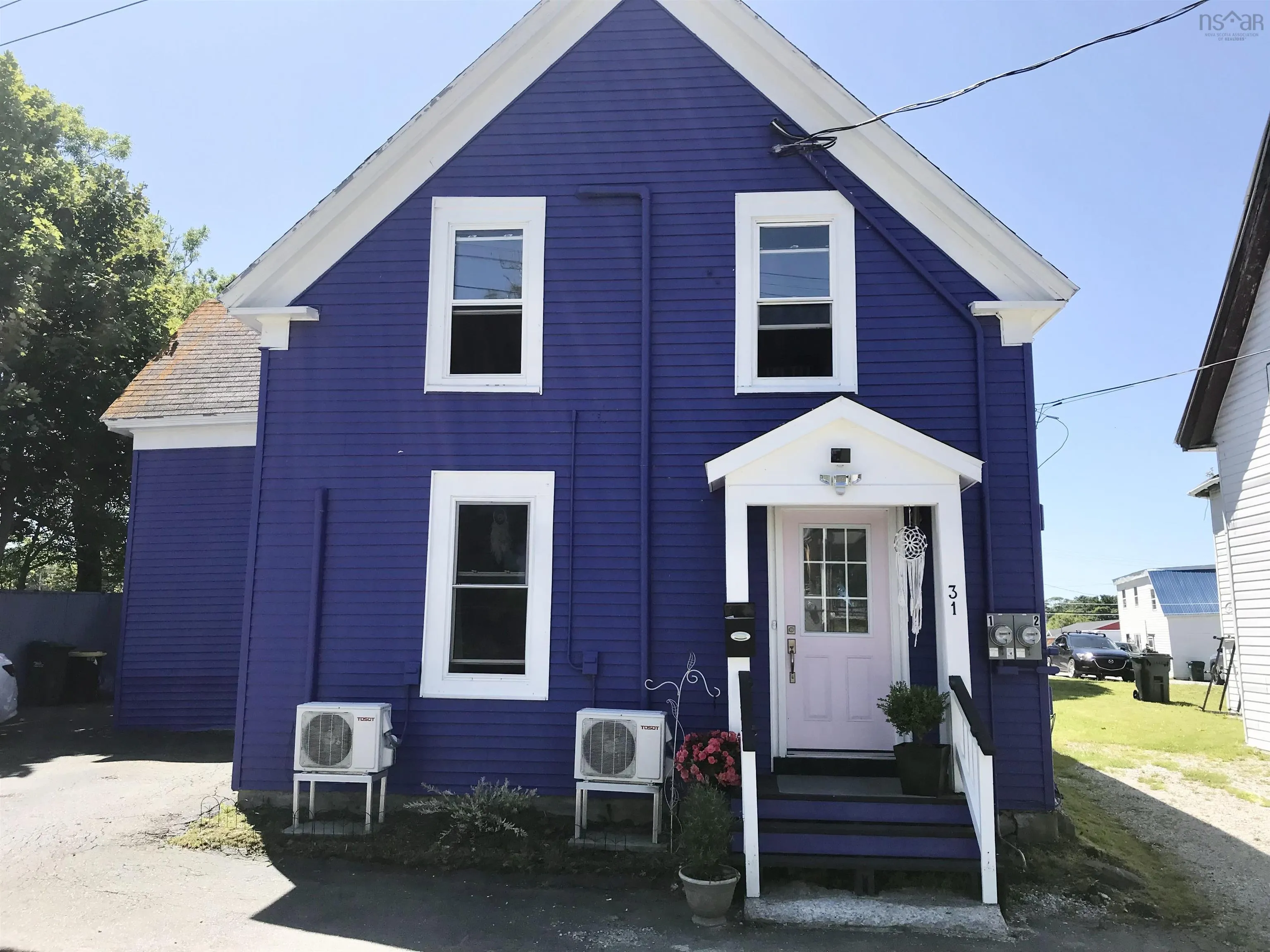 31 Barnard Street, Yarmouth, NS B5A 3T4, 3 Bedrooms Bedrooms, ,2 BathroomsBathrooms,Residential,For Sale,Barnard,202518467