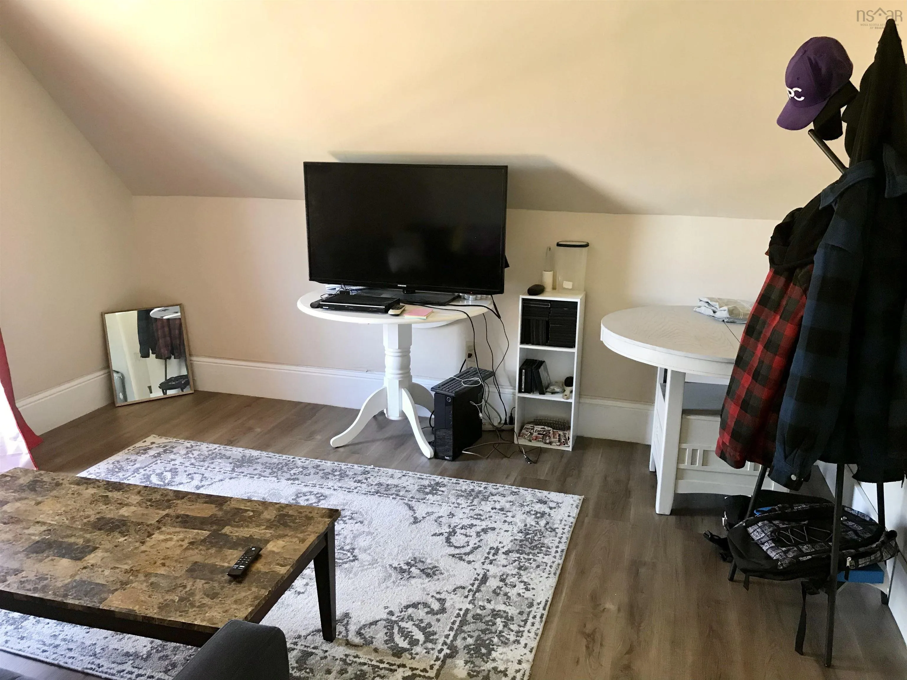 31 Barnard Street, Yarmouth, NS B5A 3T4, 3 Bedrooms Bedrooms, ,2 BathroomsBathrooms,Residential,For Sale,Barnard,202518467