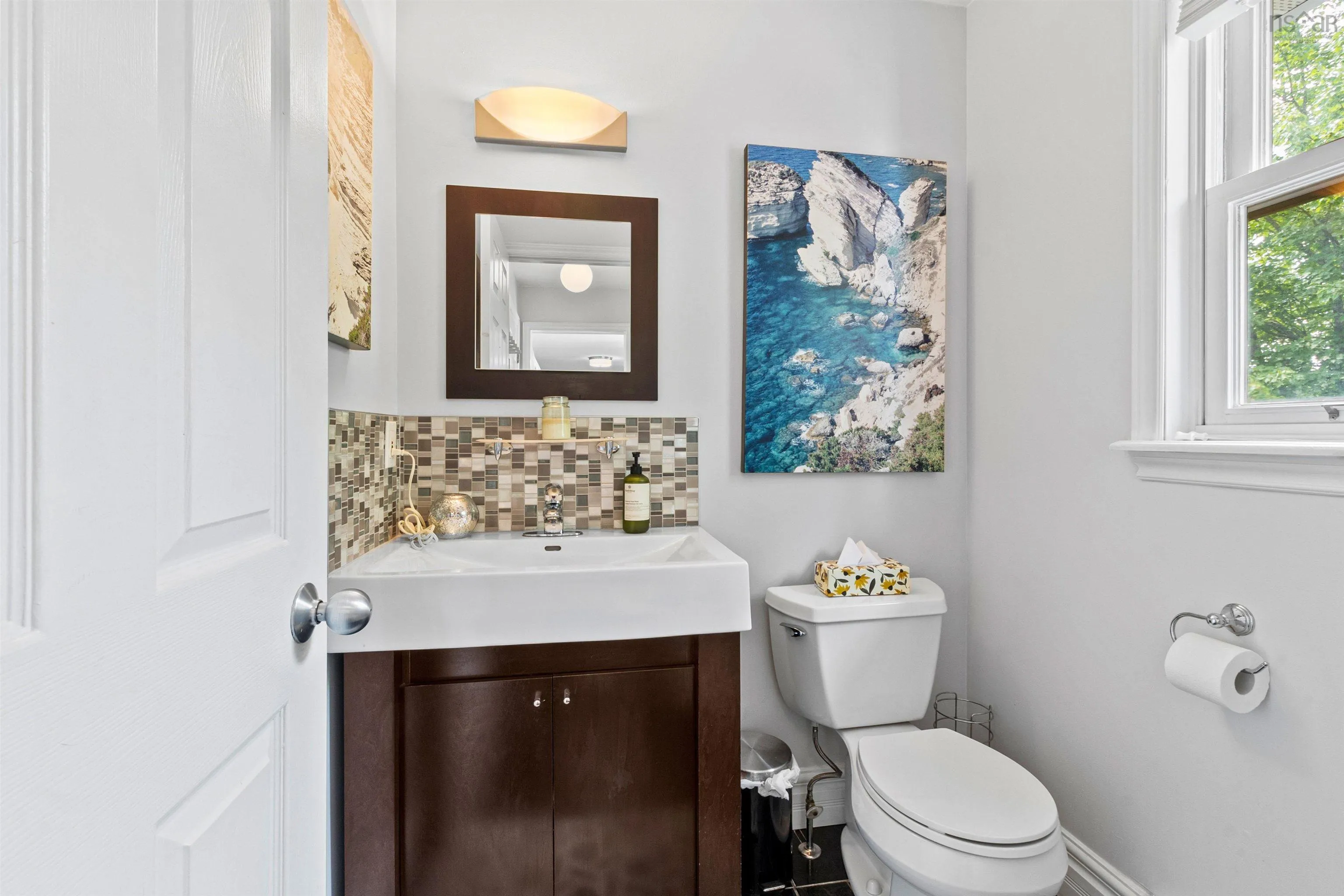454 Basinview Drive, Bedford, NS B4A 1T4, 3 Bedrooms Bedrooms, ,4 BathroomsBathrooms,Residential,For Sale,Basinview,202518617