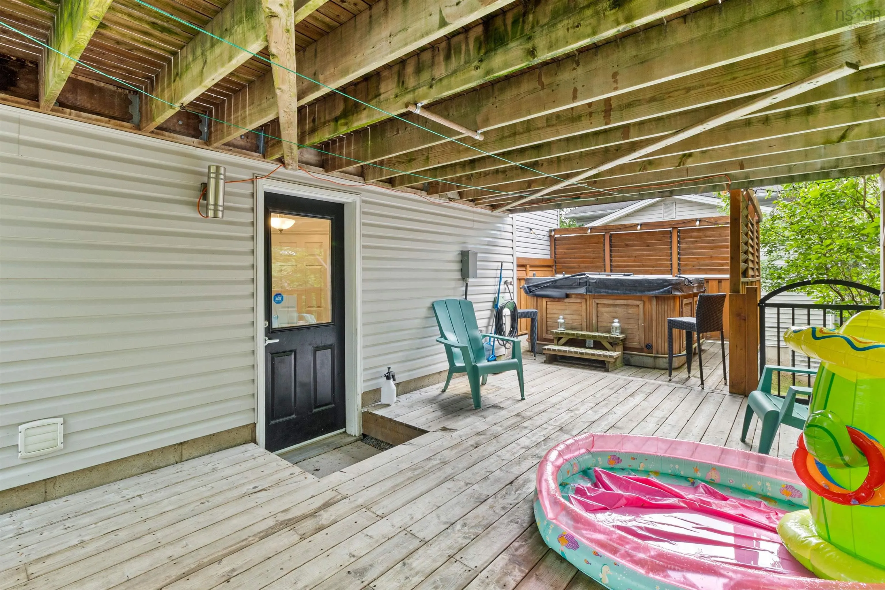454 Basinview Drive, Bedford, NS B4A 1T4, 3 Bedrooms Bedrooms, ,4 BathroomsBathrooms,Residential,For Sale,Basinview,202518617