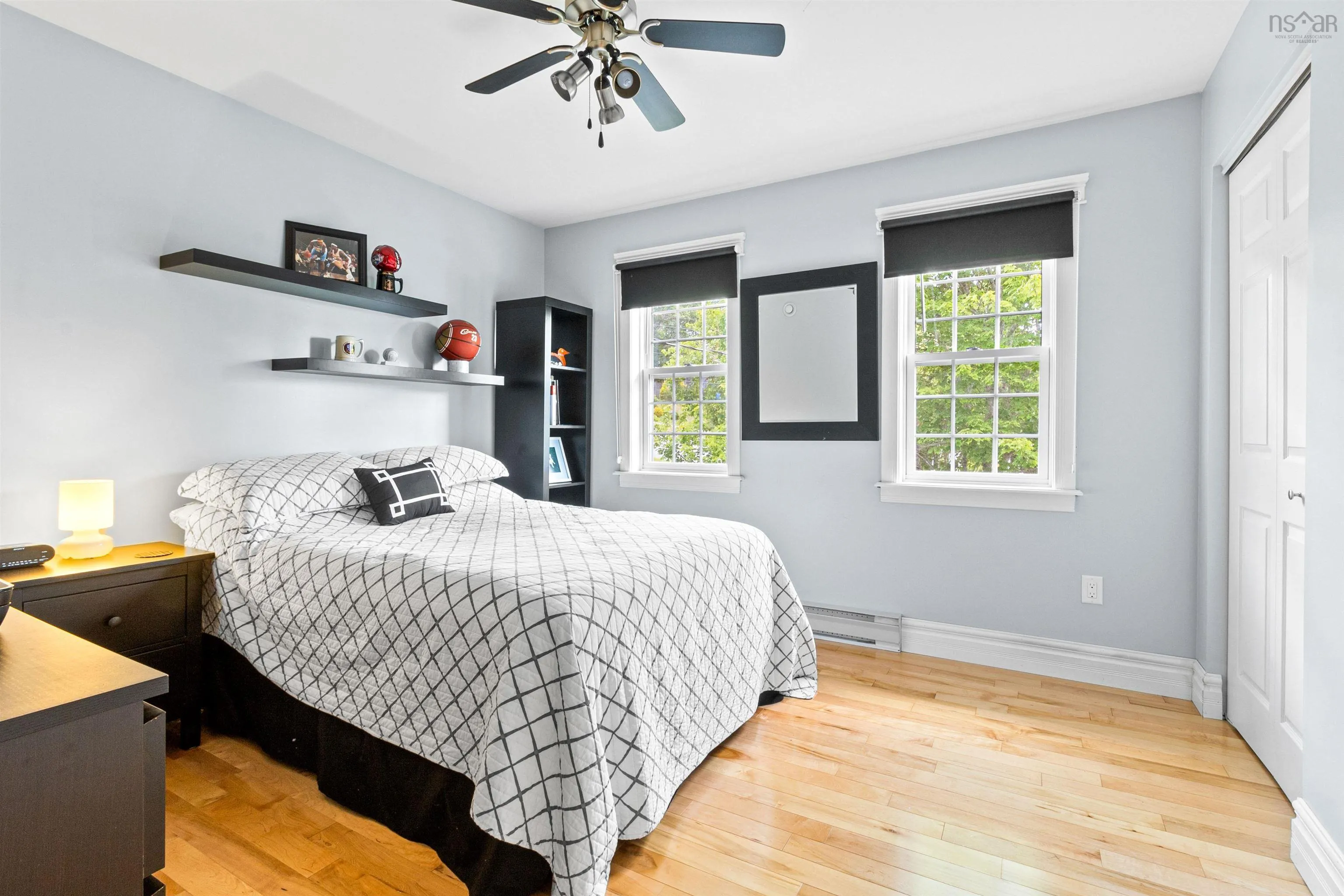 454 Basinview Drive, Bedford, NS B4A 1T4, 3 Bedrooms Bedrooms, ,4 BathroomsBathrooms,Residential,For Sale,Basinview,202518617
