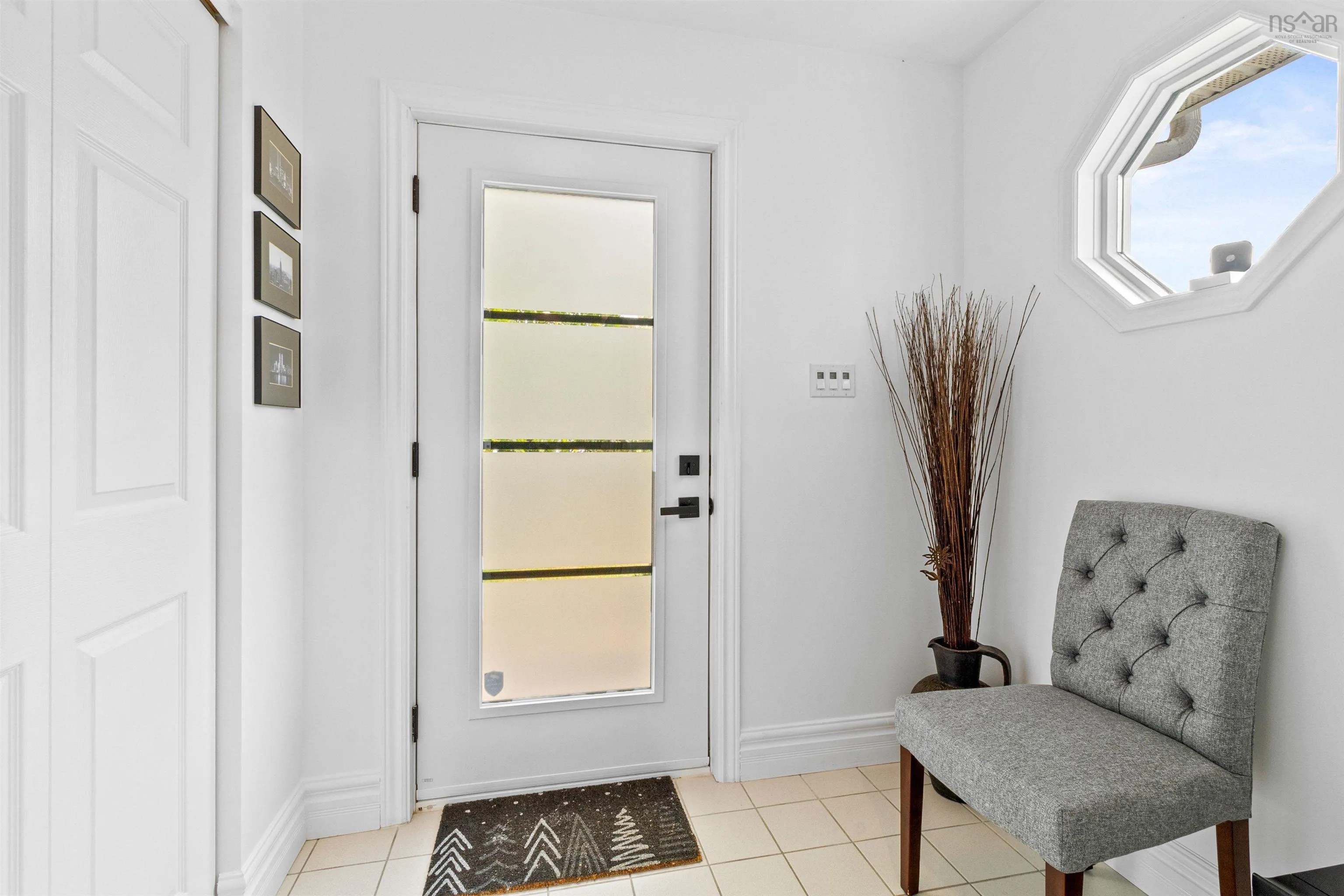 454 Basinview Drive, Bedford, NS B4A 1T4, 3 Bedrooms Bedrooms, ,4 BathroomsBathrooms,Residential,For Sale,Basinview,202518617