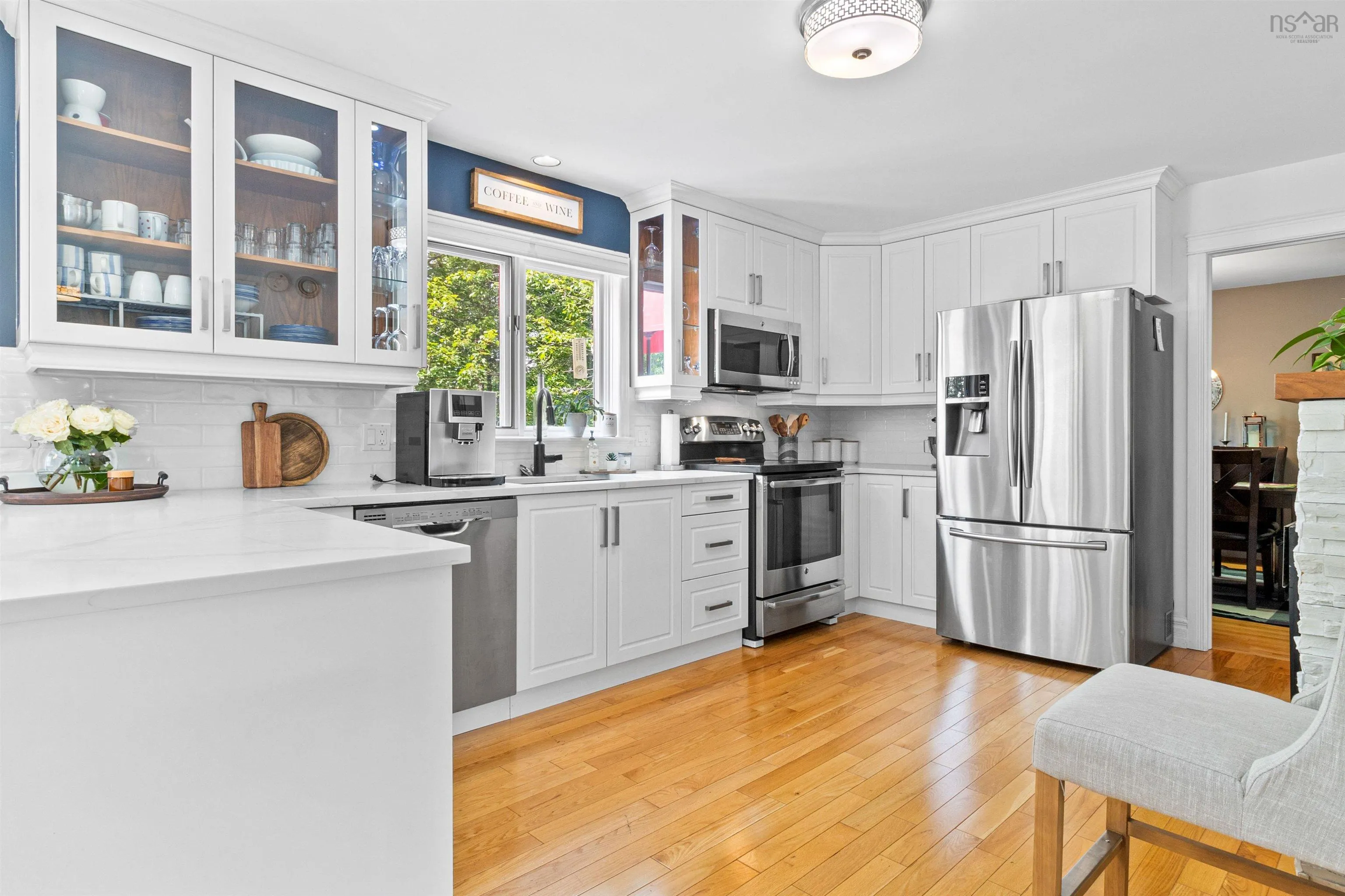 454 Basinview Drive, Bedford, NS B4A 1T4, 3 Bedrooms Bedrooms, ,4 BathroomsBathrooms,Residential,For Sale,Basinview,202518617