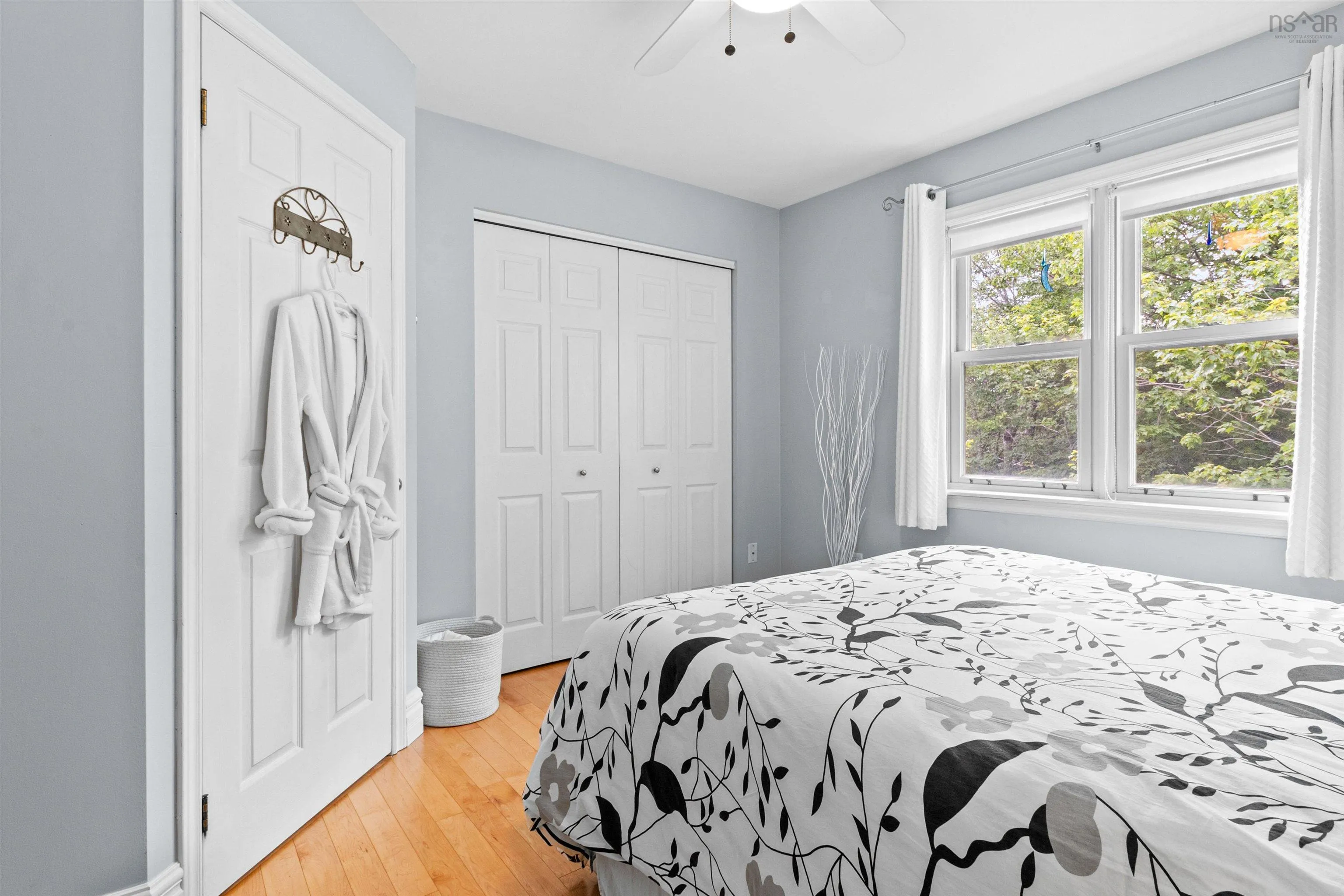 454 Basinview Drive, Bedford, NS B4A 1T4, 3 Bedrooms Bedrooms, ,4 BathroomsBathrooms,Residential,For Sale,Basinview,202518617