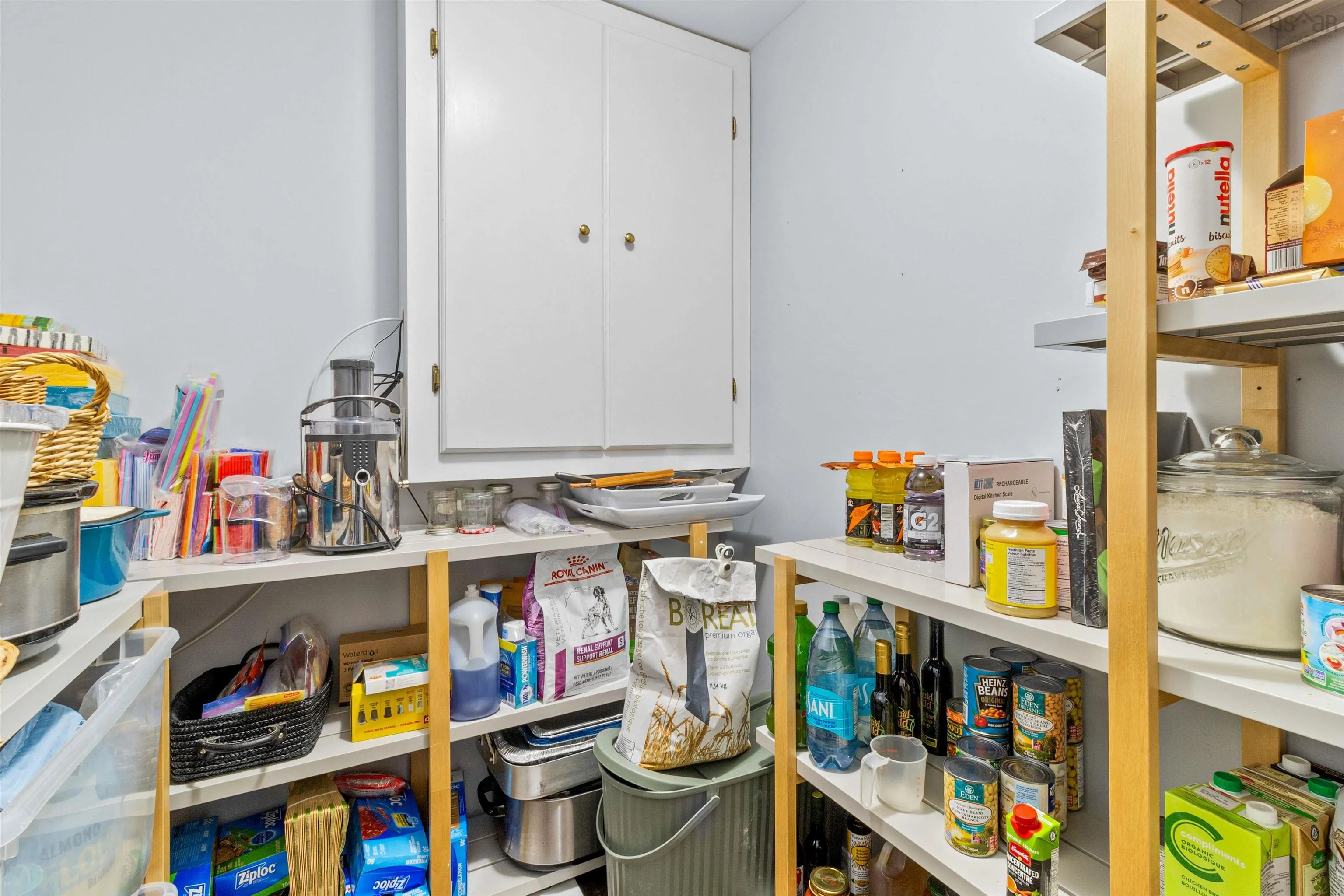 454 Basinview Drive, Bedford, NS B4A 1T4, 3 Bedrooms Bedrooms, ,4 BathroomsBathrooms,Residential,For Sale,Basinview,202518617