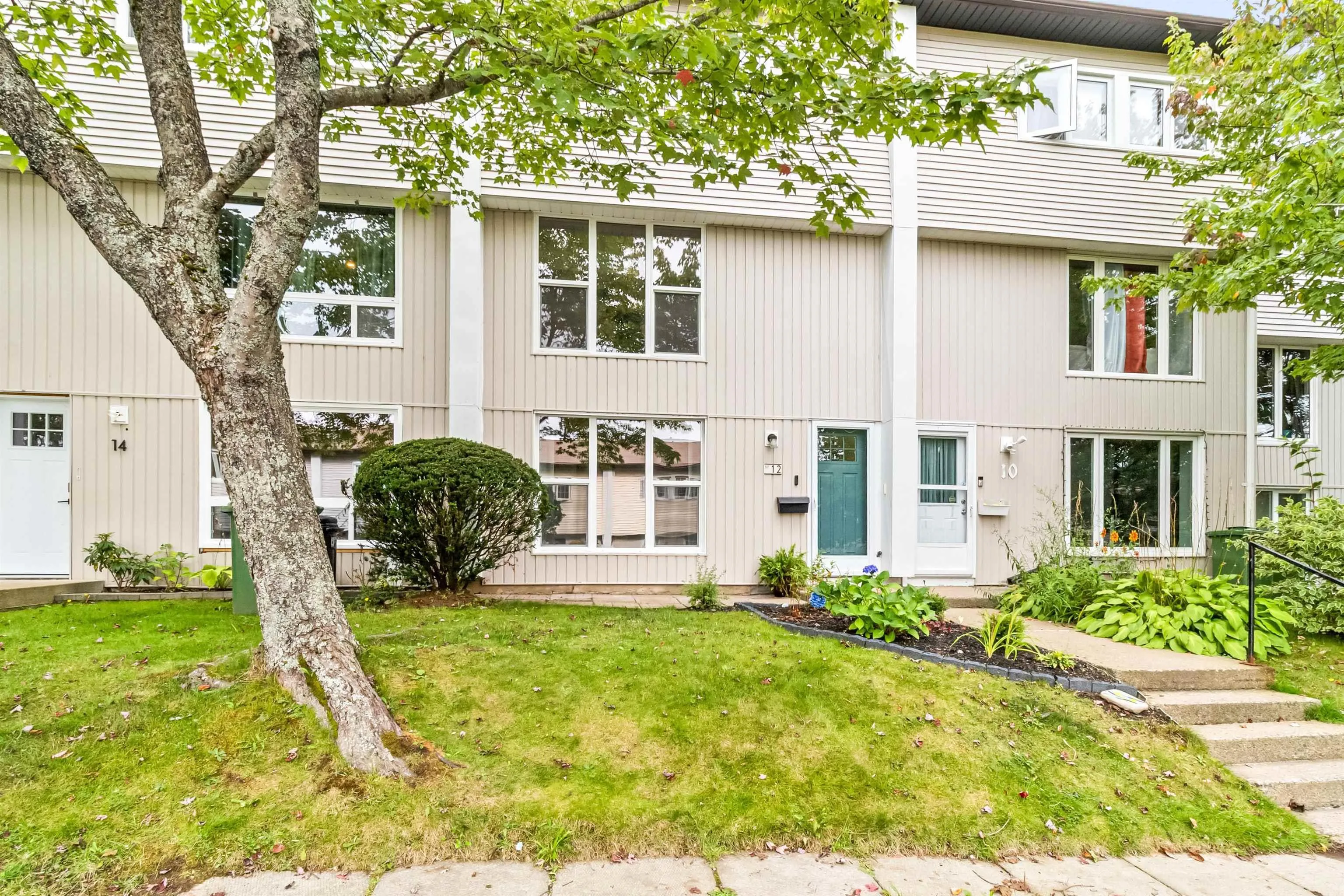 12 Limerick Road, Halifax, NS B3P 2E2, 4 Bedrooms Bedrooms, ,2 BathroomsBathrooms,Residential,For Sale,Limerick,202523050
