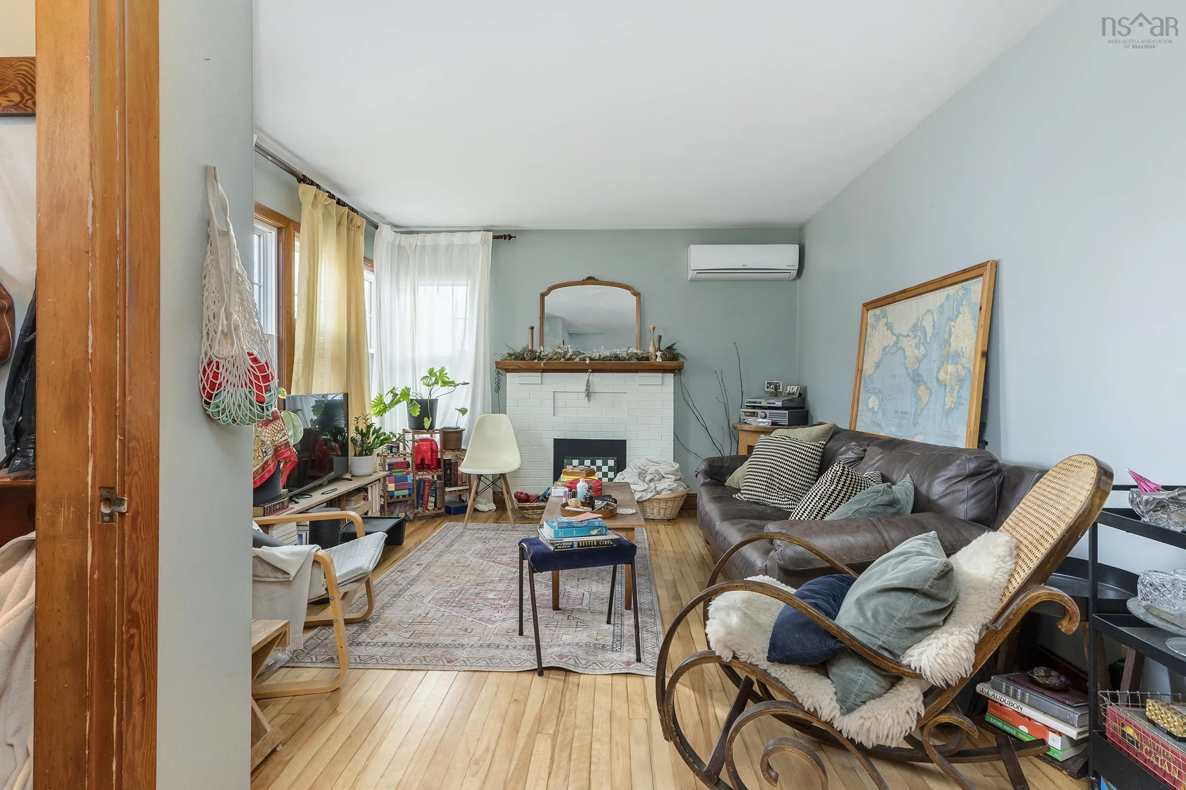 7142 Abbott Drive, Halifax, NS B3L 2L7, 2 Bedrooms Bedrooms, ,2 BathroomsBathrooms,Residential,For Sale,Abbott,202525478