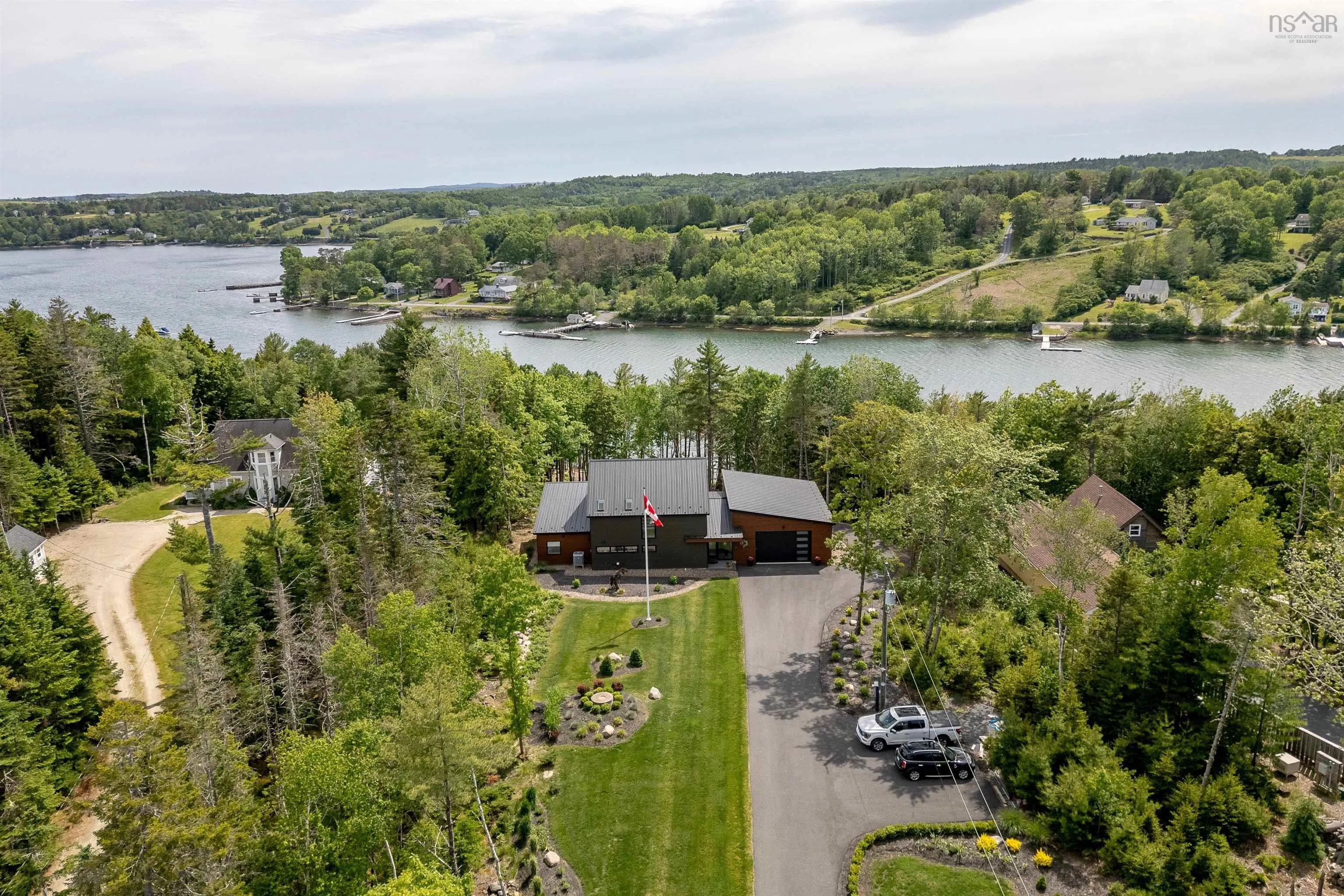 528 Hermans Island Road, Mahone Bay Ns B0j 1c0, 4 Bedrooms Bedrooms, ,3 BathroomsBathrooms,Residential,For Sale,Hermans Island,202504326