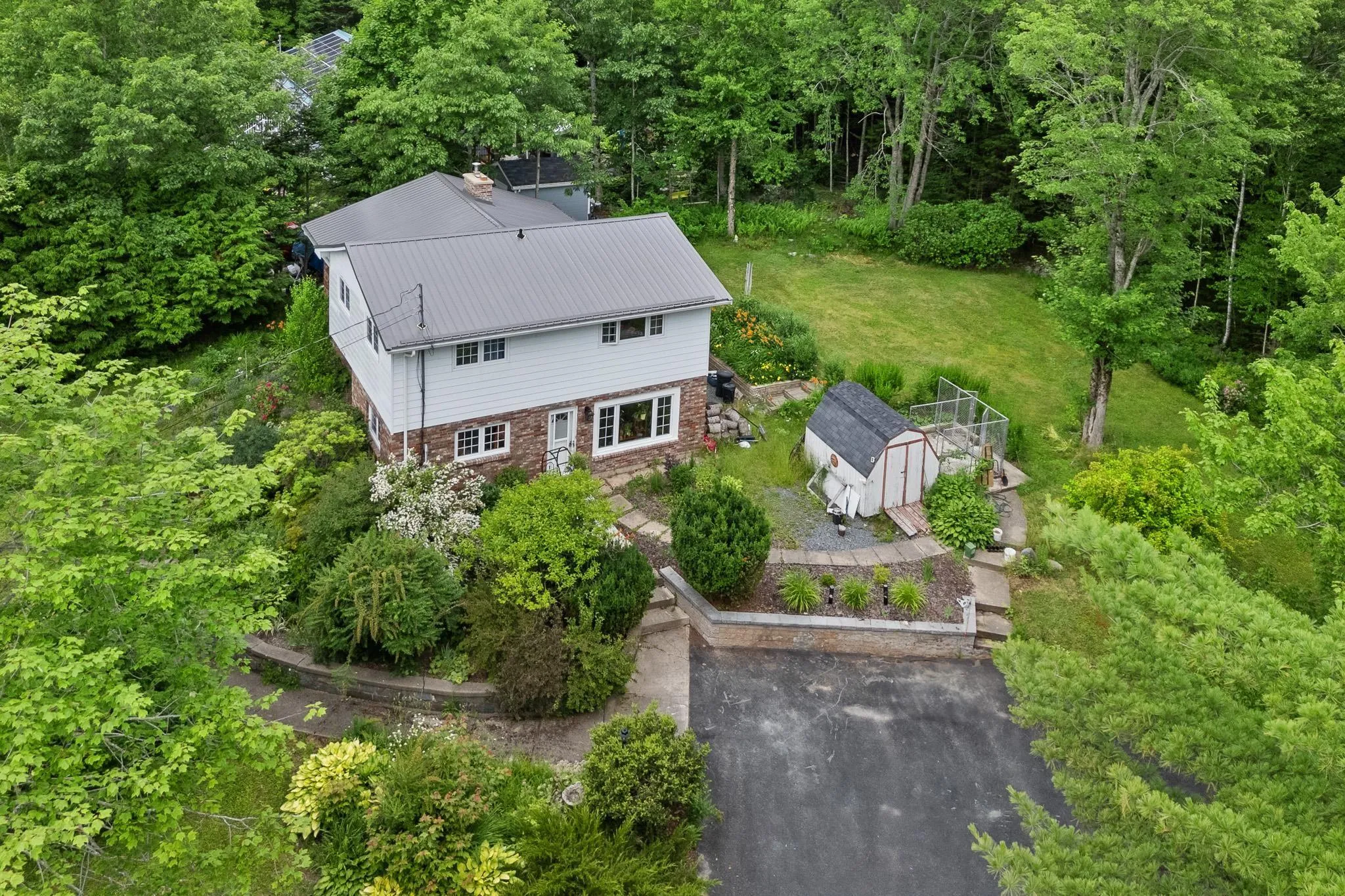 576 Lakeview Avenue, Middle Sackville, NS B4E 3B8, 4 Bedrooms Bedrooms, ,2 BathroomsBathrooms,Residential,For Sale,Lakeview,202517665
