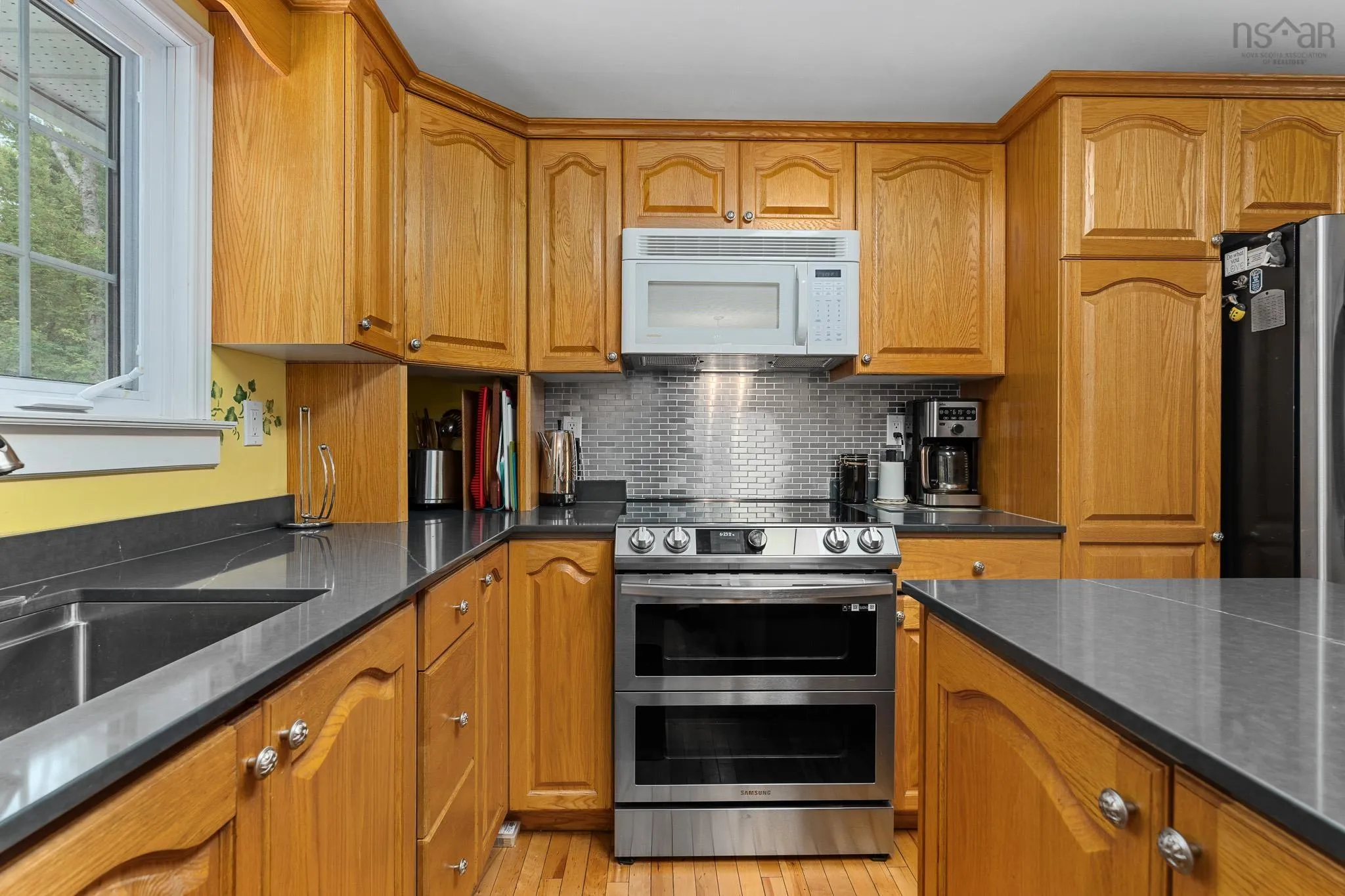 576 Lakeview Avenue, Middle Sackville, NS B4E 3B8, 4 Bedrooms Bedrooms, ,2 BathroomsBathrooms,Residential,For Sale,Lakeview,202517665