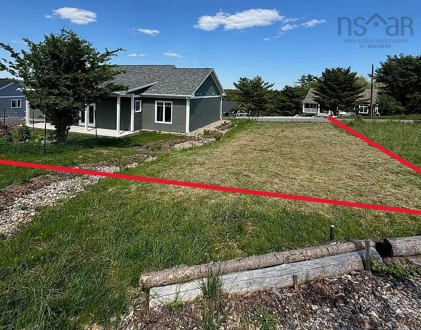 231 Hawthorn Road, Mahone Bay Ns B0j 2e0, 3 Bedrooms Bedrooms, ,2 BathroomsBathrooms,Residential,For Sale,Hawthorn,202504924