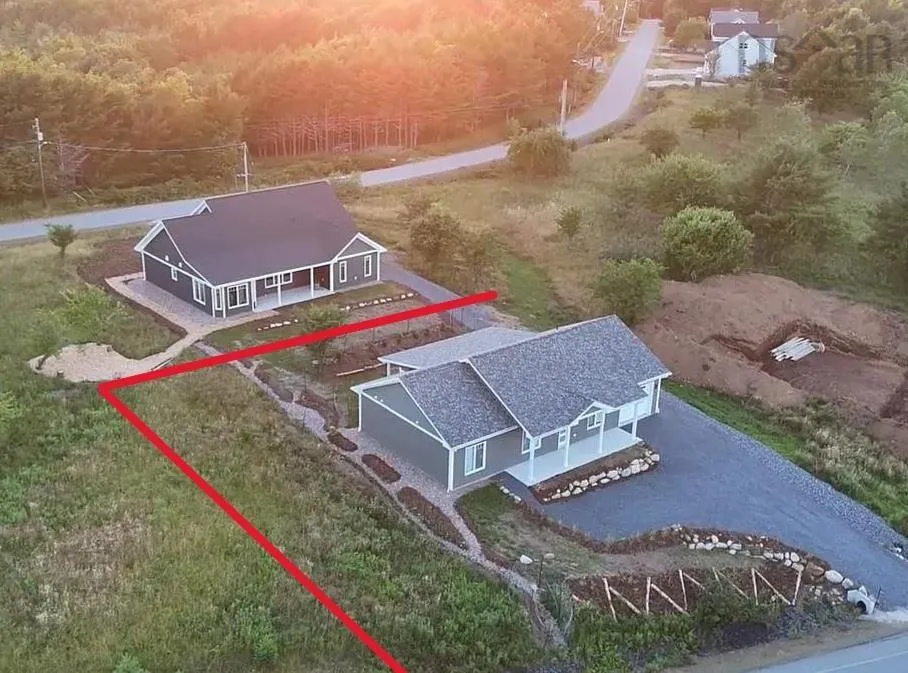 231 Hawthorn Road, Mahone Bay Ns B0j 2e0, 3 Bedrooms Bedrooms, ,2 BathroomsBathrooms,Residential,For Sale,Hawthorn,202504924