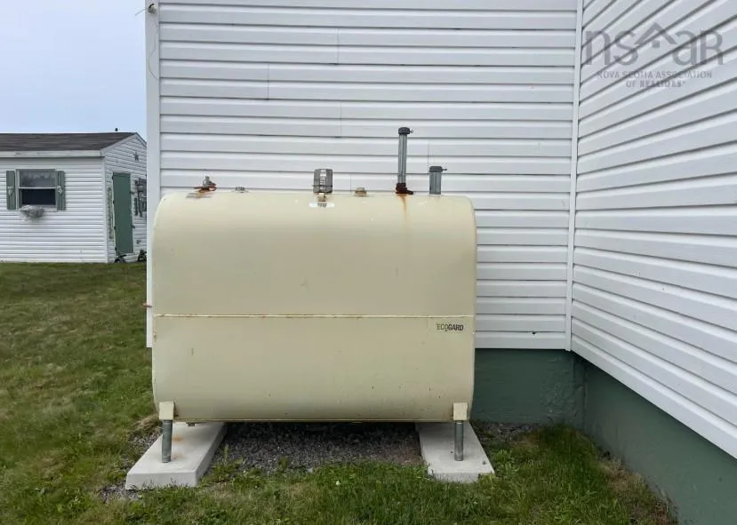 319 Cockburn Street, New Waterford, NS B1J 4J8, 4 Bedrooms Bedrooms, ,2 BathroomsBathrooms,Residential,For Sale,Cockburn,202525436