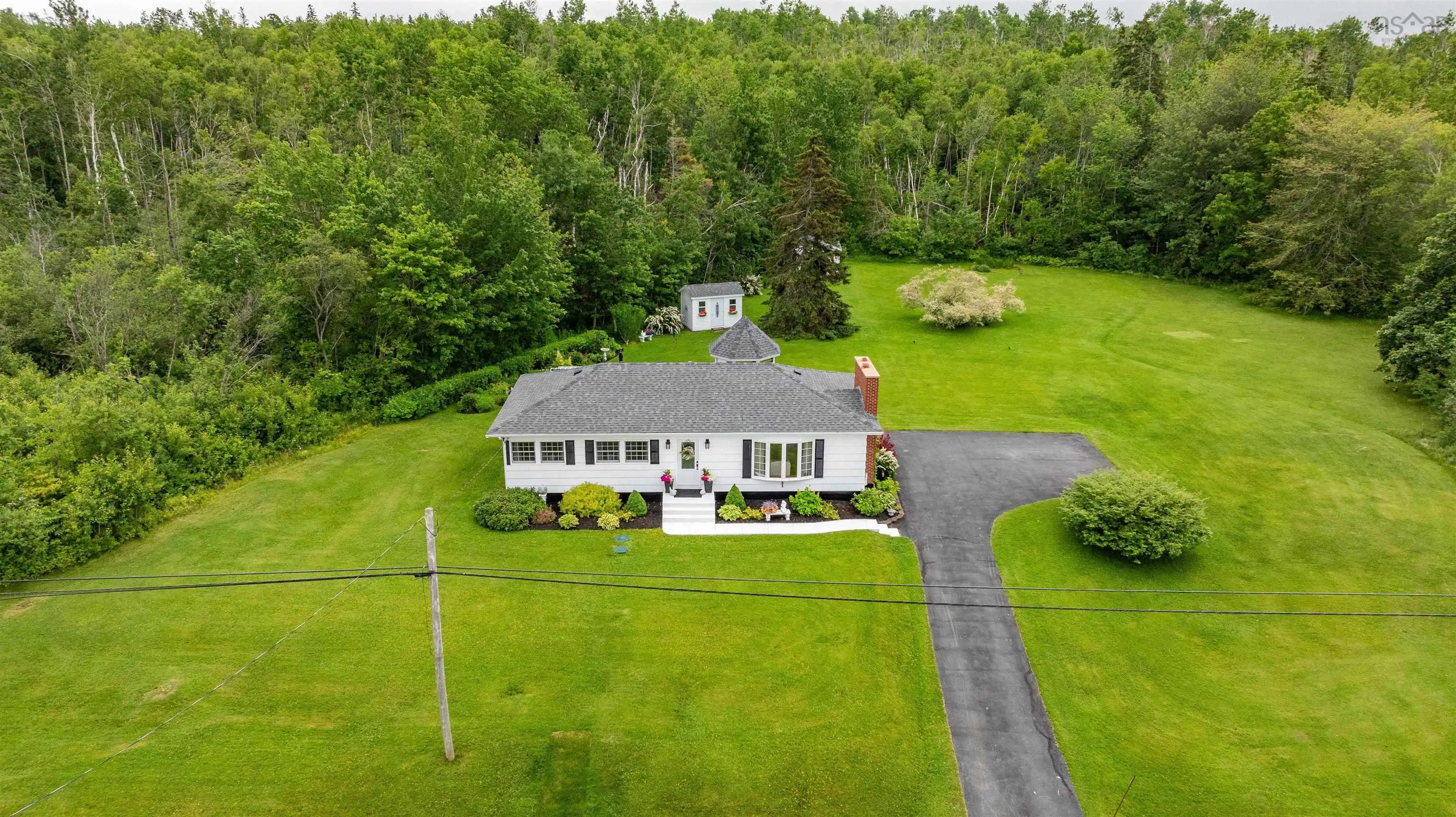 5652 Little Harbour Road, Kings Head, NS B2H 5C4, 2 Bedrooms Bedrooms, ,1 BathroomBathrooms,Residential,For Sale,Little Harbour,202516379