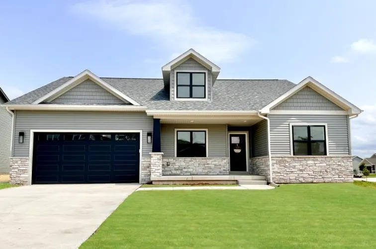 407 Melissa Lane, Cottage Grove, WI 53527, 3 Bedrooms Bedrooms, ,2 BathroomsBathrooms,Residential,For Sale,Melissa,1996867