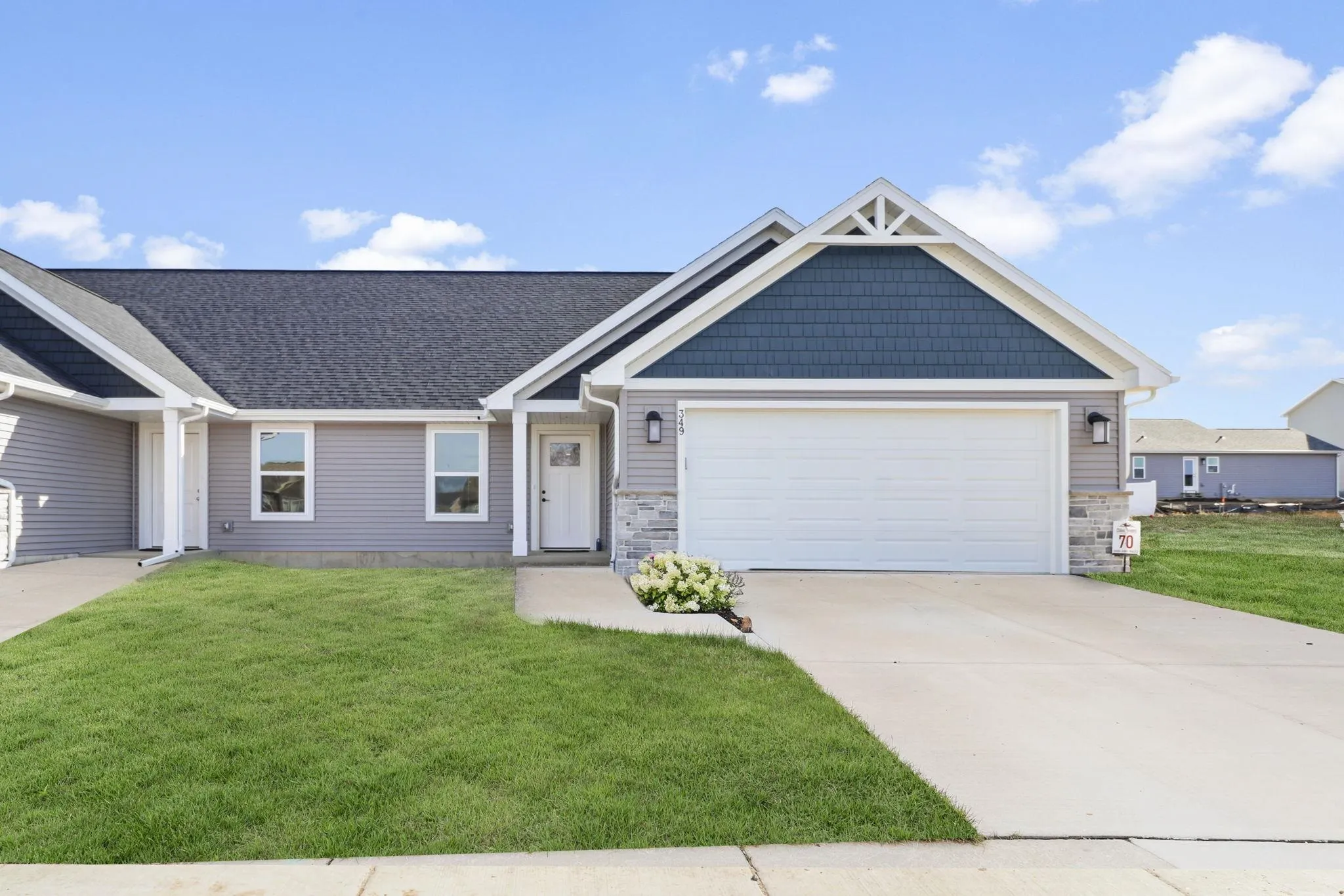 365 Lilac Lane, Stoughton, WI 53589, 3 Bedrooms Bedrooms, ,2 BathroomsBathrooms,Residential,For Sale,Lilac,2003897