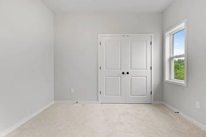 404 Michelle Lane, Cottage Grove, WI 53527, 4 Bedrooms Bedrooms, ,3 BathroomsBathrooms,Residential,For Sale,Michelle,2004285