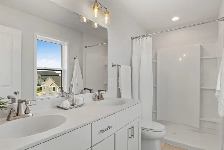 366 Wild Rose Way, Stoughton, WI 53527, 4 Bedrooms Bedrooms, ,3 BathroomsBathrooms,Residential,For Sale,Wild Rose,2004307
