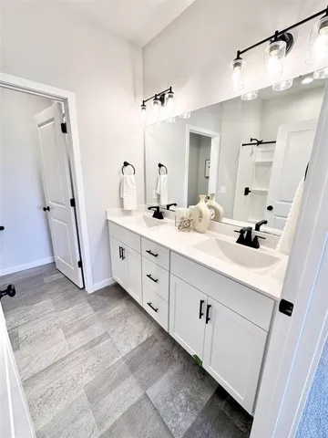 317 Dahlia Drive, Stoughton, WI 53589, 3 Bedrooms Bedrooms, ,2 BathroomsBathrooms,Residential,For Sale,Dahlia,2005020