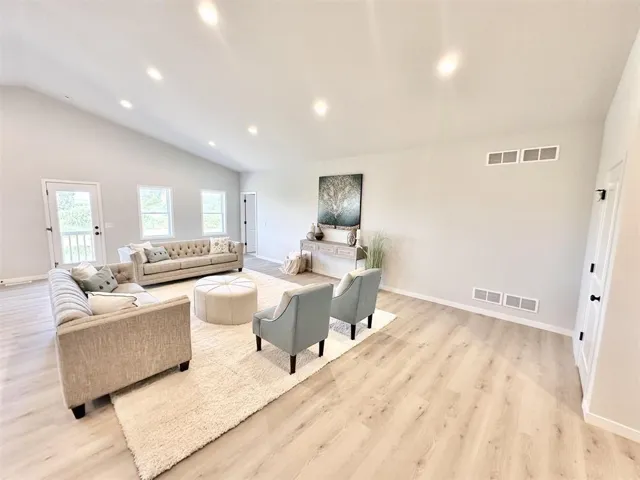 317 Dahlia Drive, Stoughton, WI 53589, 3 Bedrooms Bedrooms, ,2 BathroomsBathrooms,Residential,For Sale,Dahlia,2005020