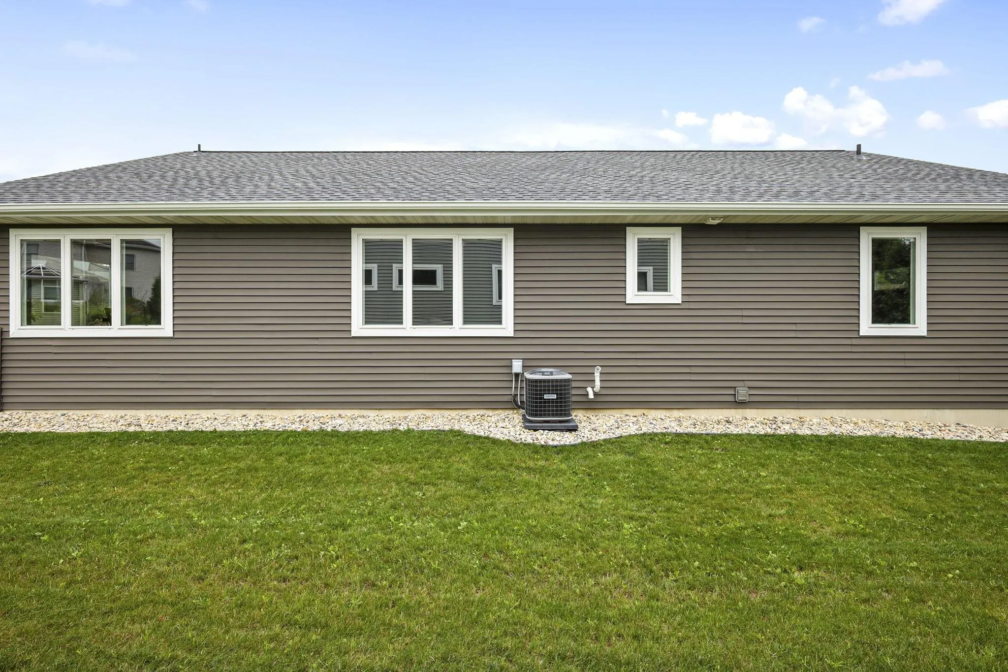 816 Haskell Court, Stoughton, WI 53589, 4 Bedrooms Bedrooms, ,2 BathroomsBathrooms,Residential,For Sale,Haskell,2007212