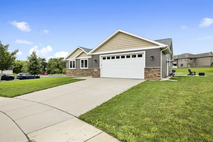 816 Haskell Court, Stoughton, WI 53589, 4 Bedrooms Bedrooms, ,2 BathroomsBathrooms,Residential,For Sale,Haskell,2007212