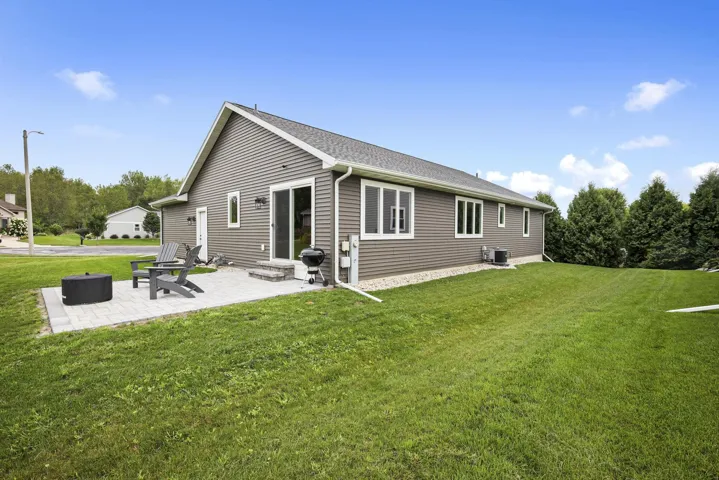 816 Haskell Court, Stoughton, WI 53589, 4 Bedrooms Bedrooms, ,2 BathroomsBathrooms,Residential,For Sale,Haskell,2007212
