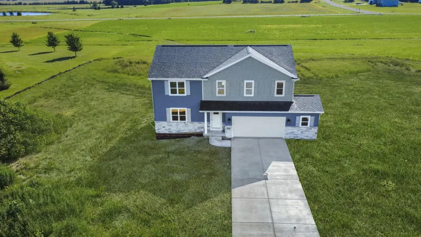 N6220 Blarney Stone Drive, Albany, WI 53520, 5 Bedrooms Bedrooms, ,3 BathroomsBathrooms,Residential,For Sale,Blarney Stone,2007546