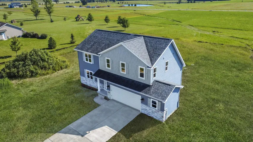 N6220 Blarney Stone Drive, Albany, WI 53520, 5 Bedrooms Bedrooms, ,3 BathroomsBathrooms,Residential,For Sale,Blarney Stone,2007546