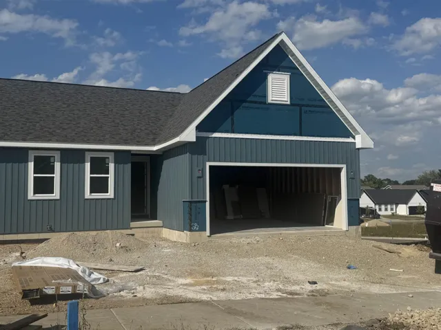 400 Orchid Avenue, Stoughton, WI 53589, 3 Bedrooms Bedrooms, ,2 BathroomsBathrooms,Residential,For Sale,Orchid,2008538