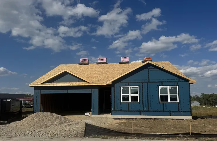 352 Dahlia Drive, Stoughton, WI 53589, 3 Bedrooms Bedrooms, ,2 BathroomsBathrooms,Residential,For Sale,Dahlia,2008543