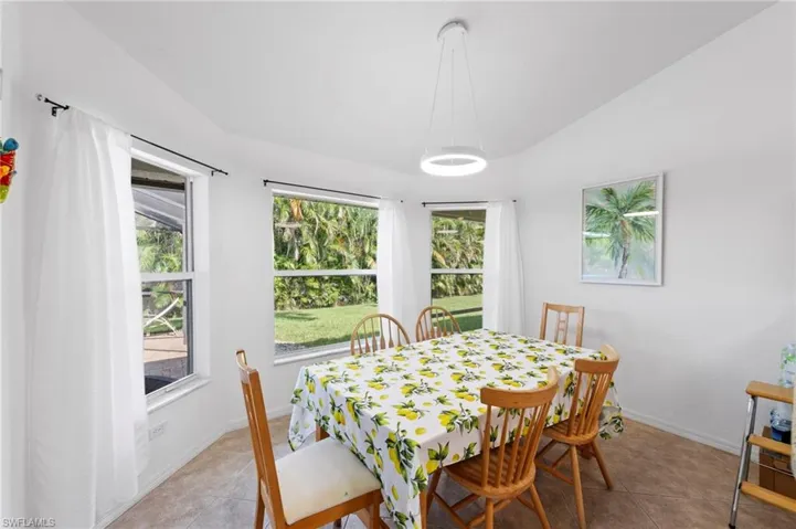 4930 Sw 27th Ave, Cape Coral, Florida 33914