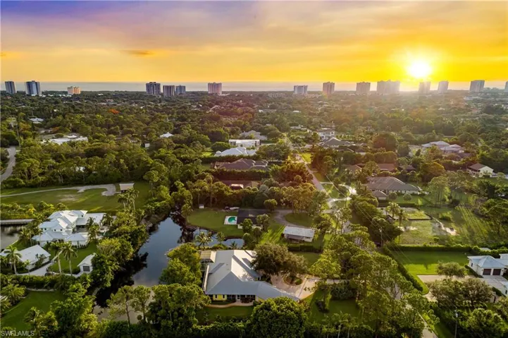 168 North St, Naples Fl 34108