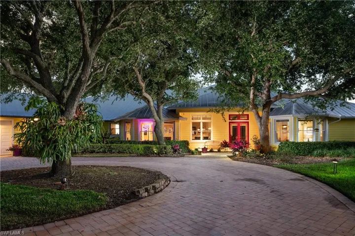 168 North St, Naples Fl 34108