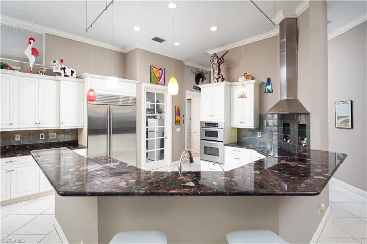 168 North St, Naples Fl 34108