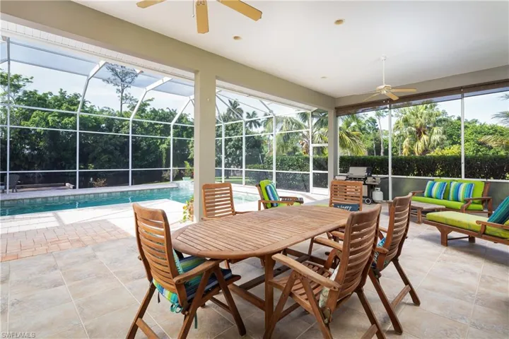 168 North St, Naples Fl 34108