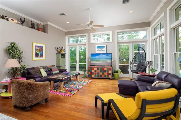 168 North St, Naples Fl 34108