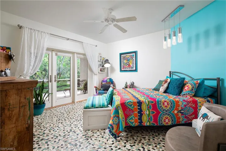 168 North St, Naples Fl 34108