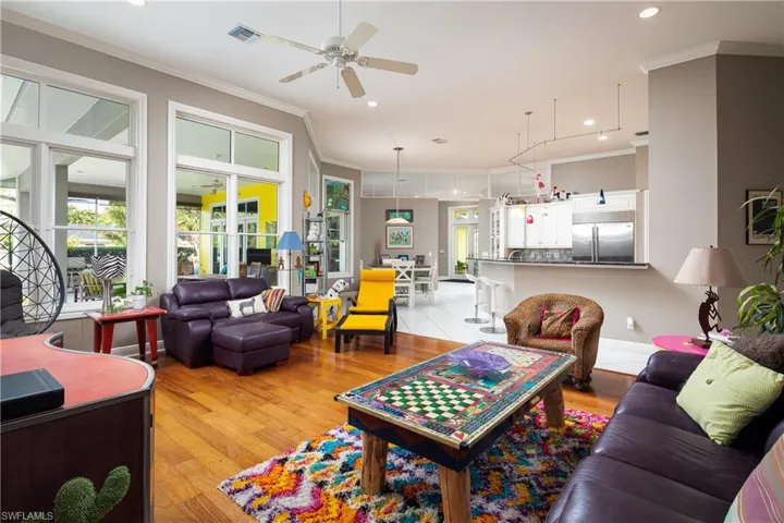 168 North St, Naples Fl 34108