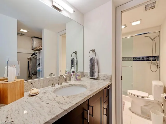 1  Bluebill  AVE, Naples, FL 34108