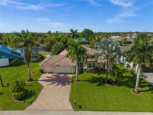 Welcome to 2106 SE 20th Ln