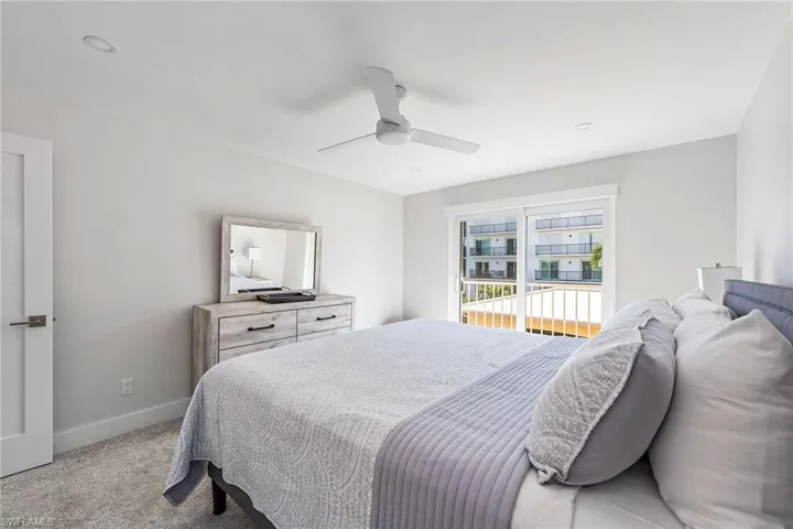 3000 Gulf Shore Blvd N # 216, Naples Fl 34103